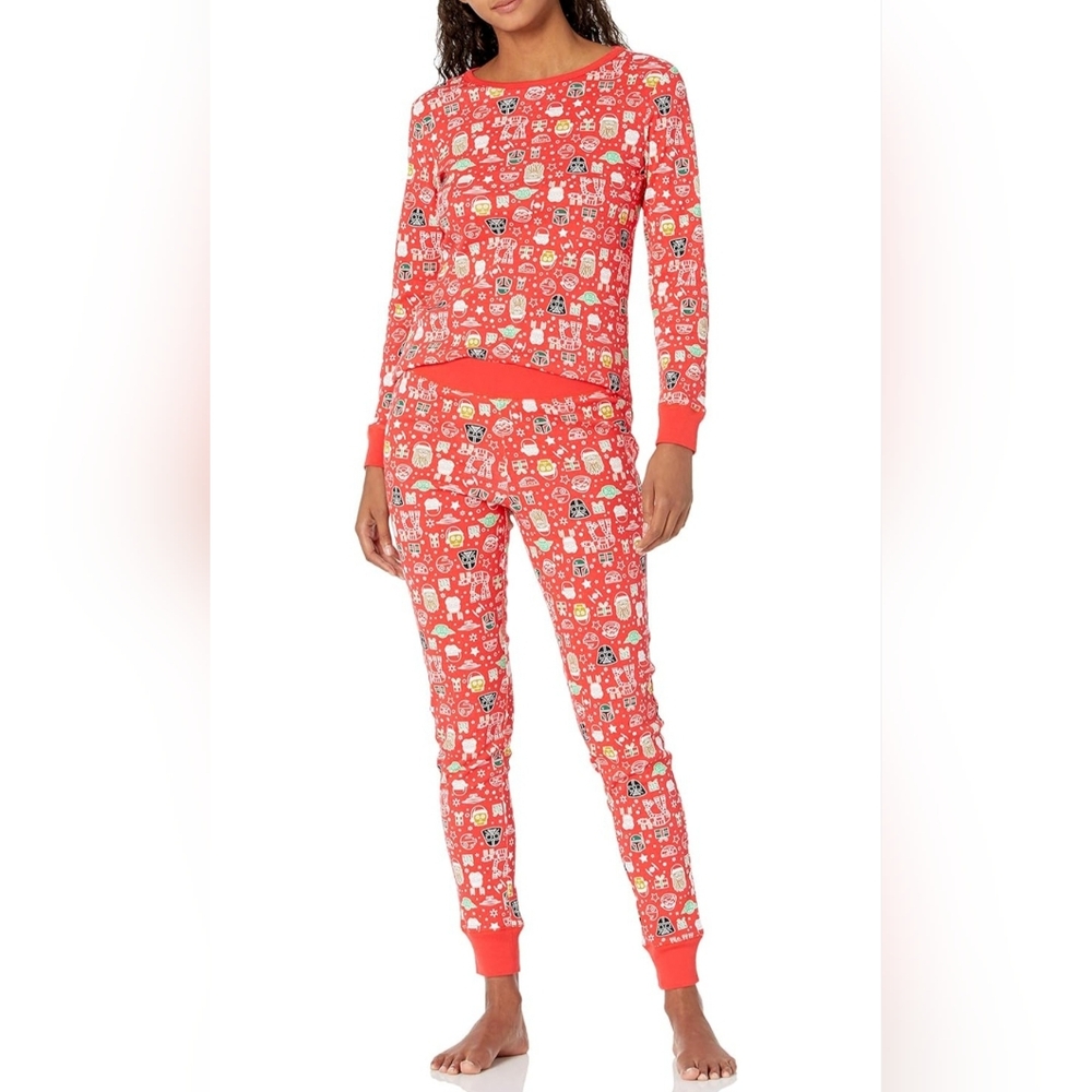 Amazon Essentials Disney | Marvel | Star Wars Women's Snug-Fit Cotton Pajama MED